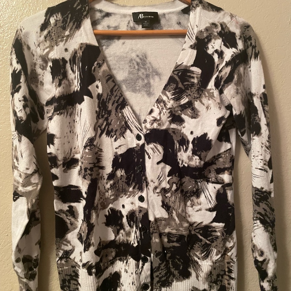 AB Studio Black and White Knit Top